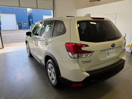 2022 Subaru Forester Base
