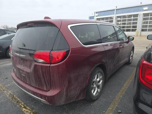 2020 Chrysler Pacifica Touring