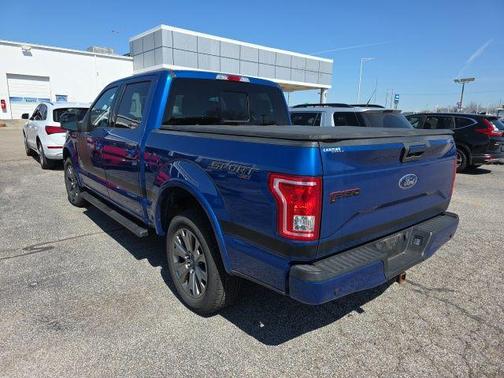 LIGHTNING BLUE 2017 Ford F-150 XLT
