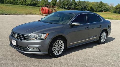 2016 Volkswagen Passat 1.8T SE