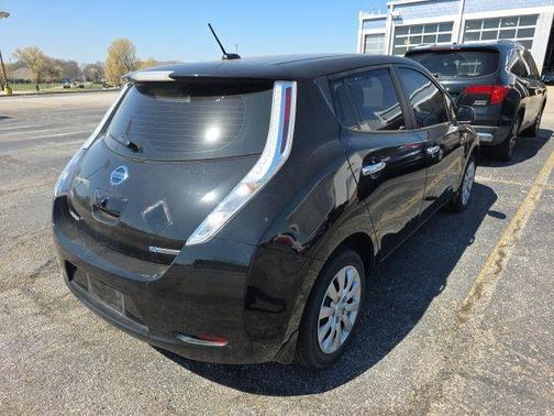 2015 Nissan Leaf S