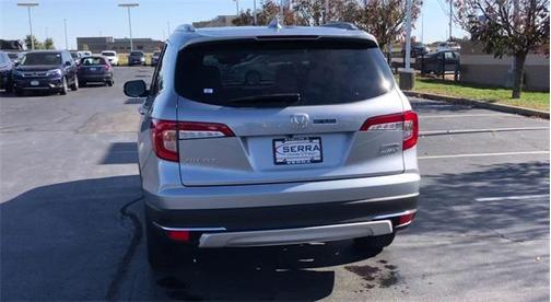 2021 Honda Pilot Touring 8-Passenger