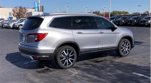 2021 Honda Pilot Touring 8-Passenger