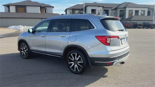 2021 Honda Pilot Touring 8-Passenger
