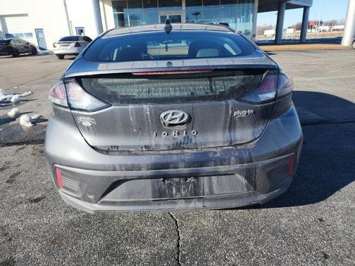 2020 Hyundai IONIQ Plug-In Hybrid SE