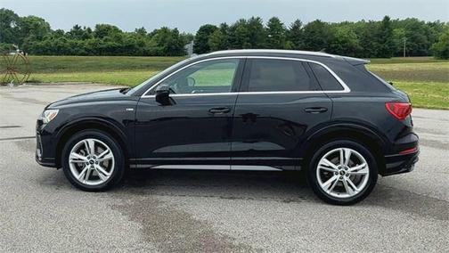 2022 Audi Q3 45 S line Premium Plus
