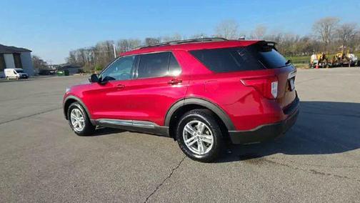 RAPID RED MET TINTED CC 2022 Ford Explorer XLT