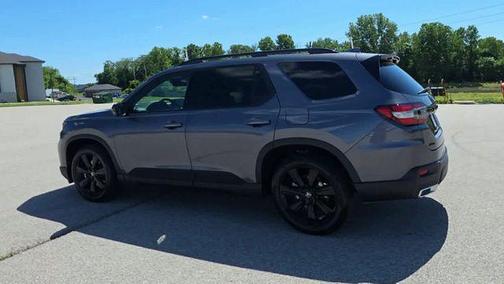 Nh-883 2025 Honda Pilot Black Edition