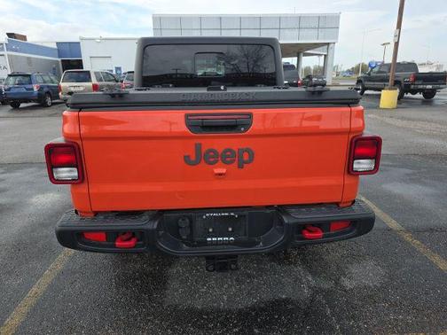 Punkn Metallic Clearcoat 2023 Jeep Gladiator Rubicon