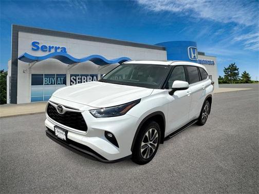 2024 Toyota Highlander XLE