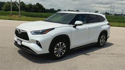 2024 Toyota Highlander XLE
