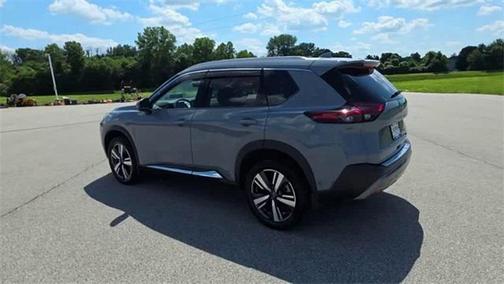 2022 Nissan Rogue SL