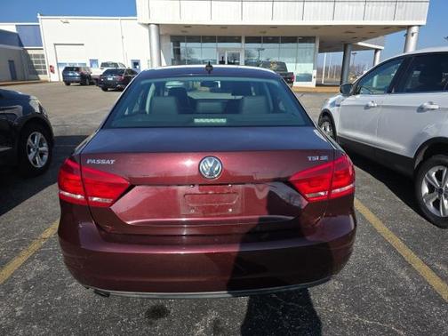 2014 Volkswagen Passat 1.8T Auto SE