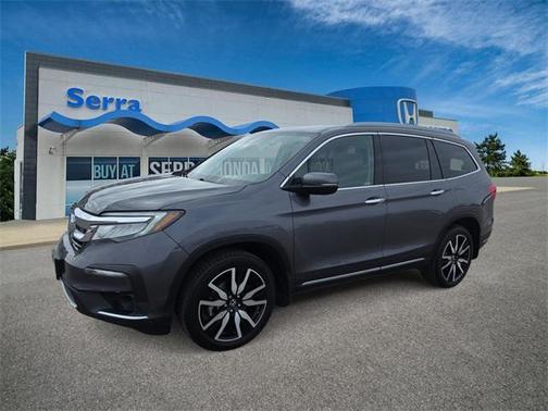 2022 Honda Pilot Touring 8-Passenger