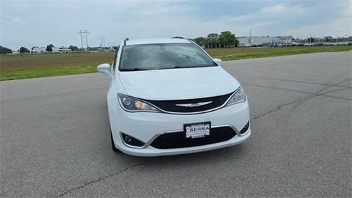2018 Chrysler Pacifica Touring-L Plus