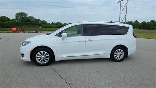 2018 Chrysler Pacifica Touring-L Plus