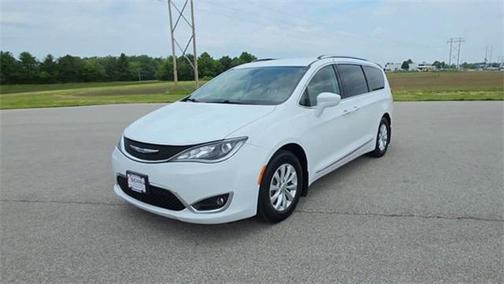 2018 Chrysler Pacifica Touring-L Plus