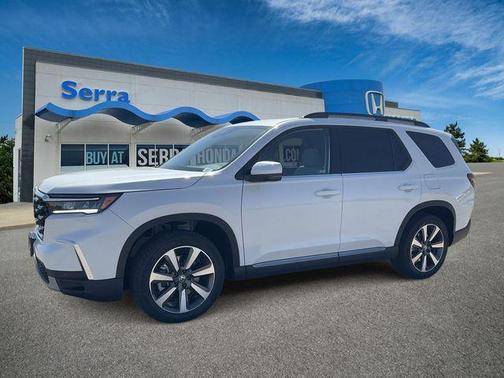 +wy 2025 Honda Pilot Touring 8-Passenger