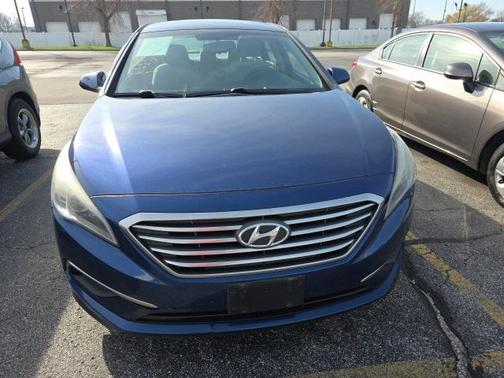 2016 Hyundai SONATA SE