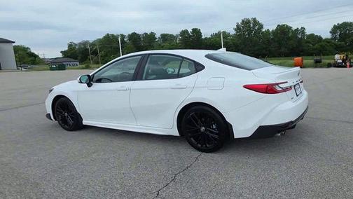 Ice Cap 2025 Toyota Camry SE