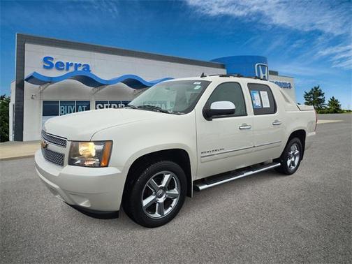 2013 Chevrolet Avalanche LTZ