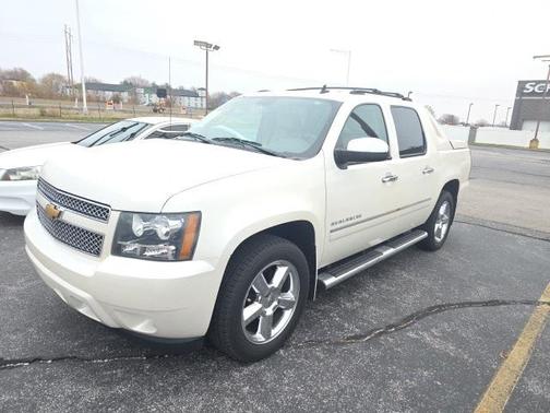 2013 Chevrolet Avalanche LTZ