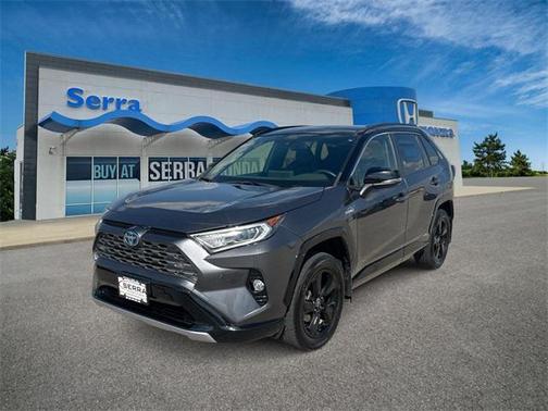 2020 Toyota RAV4 Hybrid SE