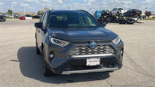 2020 Toyota RAV4 Hybrid SE