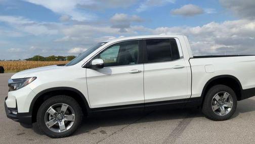 Platinum White Pearl 2026 Honda Ridgeline RTL