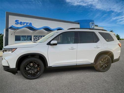 2025 Honda Pilot Touring 8-Passenger