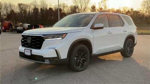 2025 Honda Pilot Touring 8-Passenger