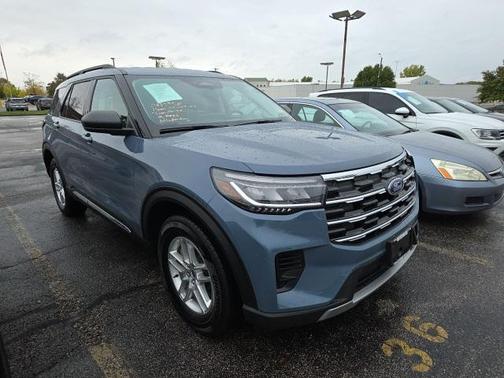 2025 Ford Explorer Active