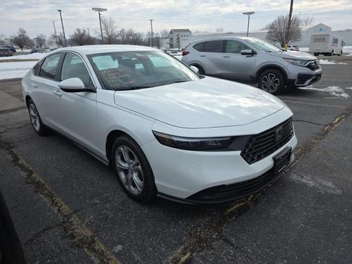 2025 Honda Accord LX 1.5T