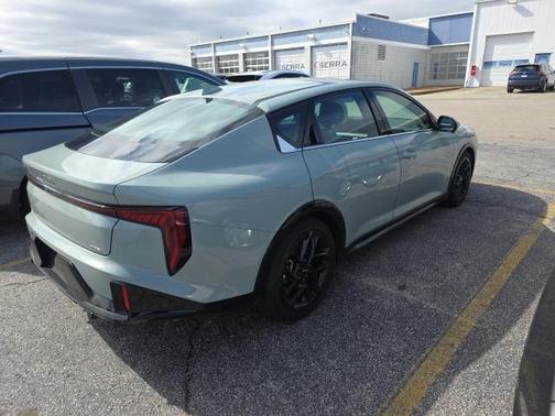 2025 Kia K4 GT-Line Turbo