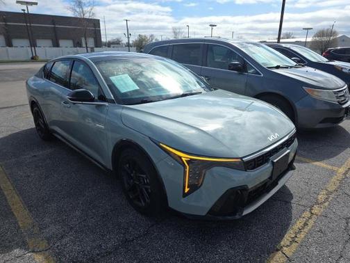 2025 Kia K4 GT-Line Turbo