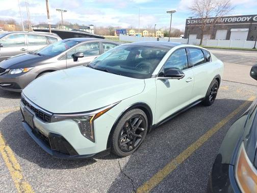 2025 Kia K4 GT-Line Turbo