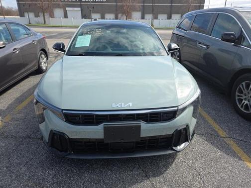 2025 Kia K4 GT-Line Turbo