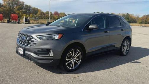 2023 Ford Edge Titanium