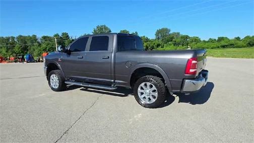 2022 RAM 2500 Laramie Crew Cab 4x4 6'4' Box