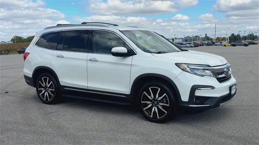 2019 Honda Pilot Touring 8-Passenger