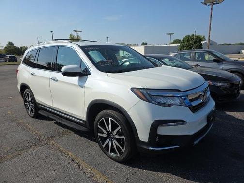 2019 Honda Pilot Touring 8-Passenger