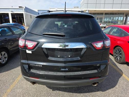 2017 Chevrolet Traverse 2LT