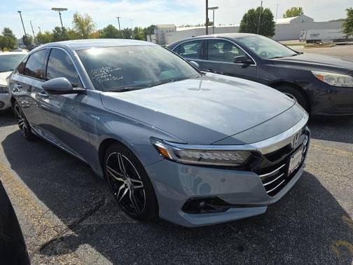 2022 Honda Accord Hybrid Touring