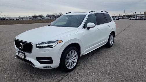 2018 Volvo XC90 T6 Momentum