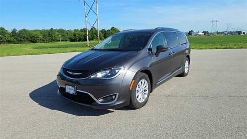 2019 Chrysler Pacifica Touring L