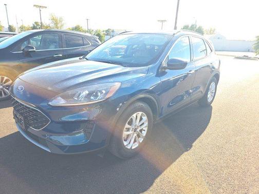 Dark Persian Green Metallic 2020 Ford Escape SE