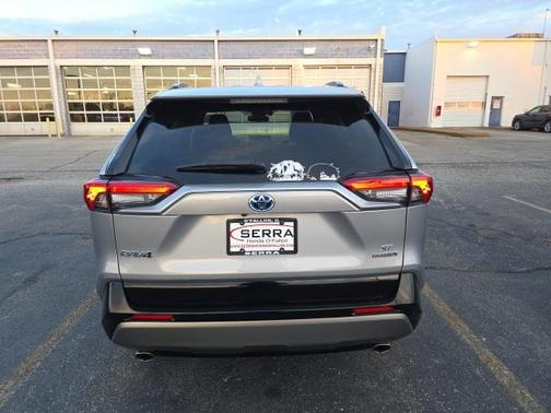 2023 Toyota RAV4 Hybrid SE