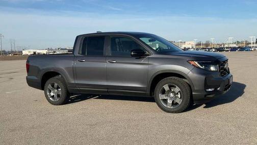 Modern Steel Metallic 2026 Honda Ridgeline TrailSport