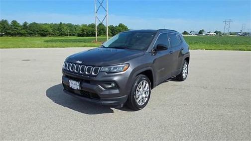 2022 Jeep Compass Latitude Lux
