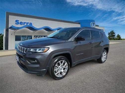 2022 Jeep Compass Latitude Lux